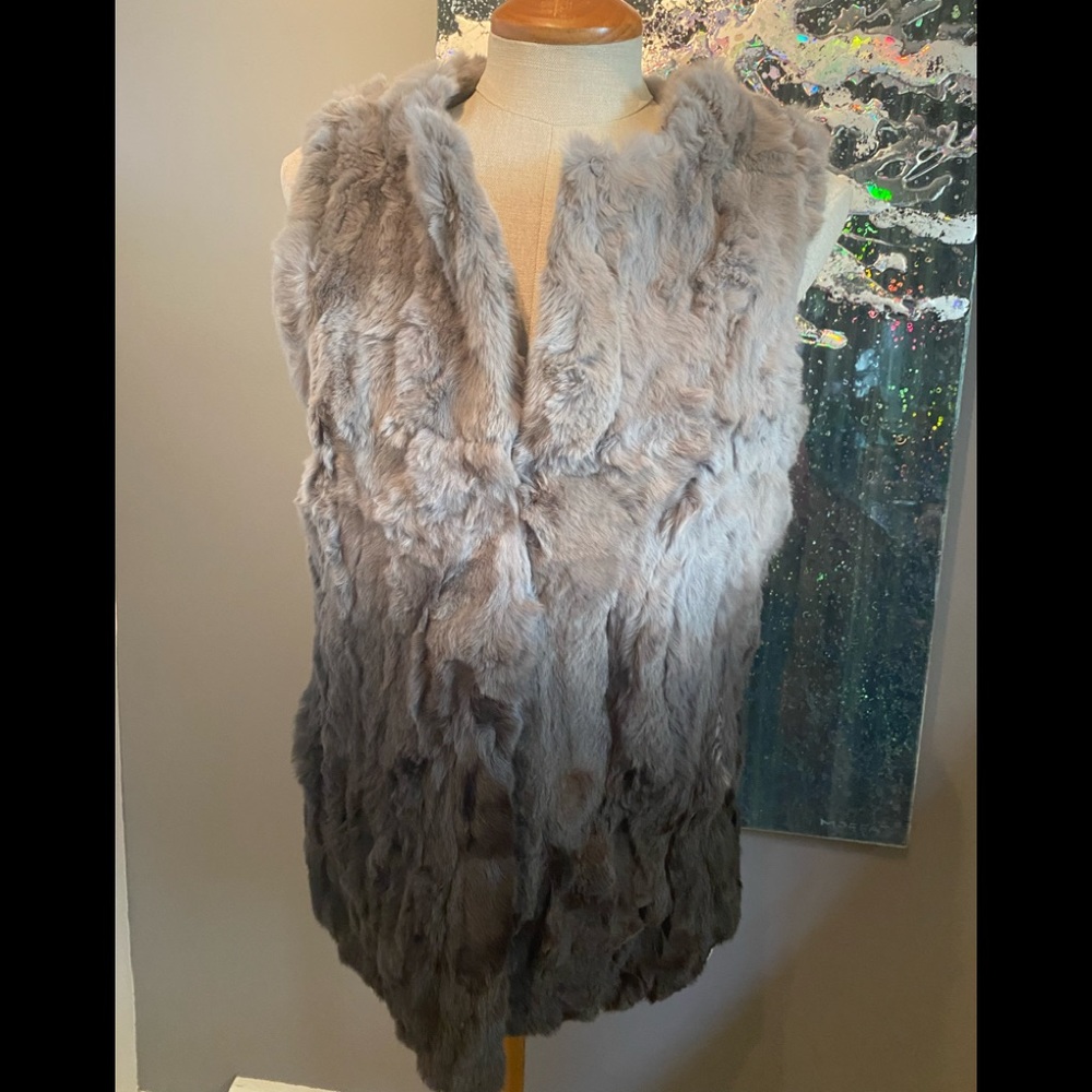 NWT Dolce Cabo Two-Tone Rabbit Fur Vest size small